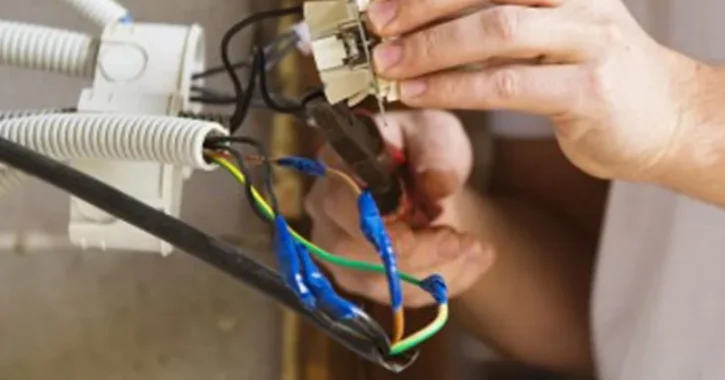 Portable Appliance Testing, Overheated Plug Socket 1 Portable-Appliance-Testing-Overheated-Plug-Socket
