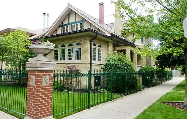 Ravenswood Gardens 1 Ravenswood Gardens Electricians – A+ BBB Accredited